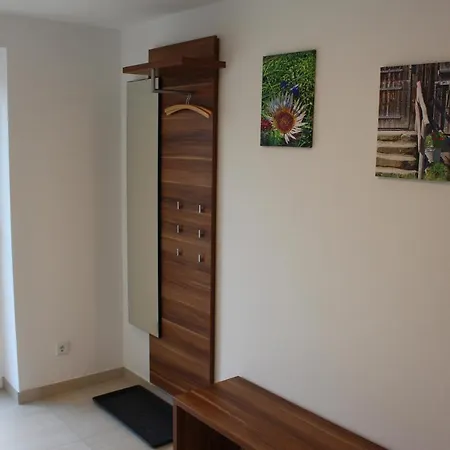 Ferienwohnungen**** Sophie & Luca Apartmán Bad Grönenbach